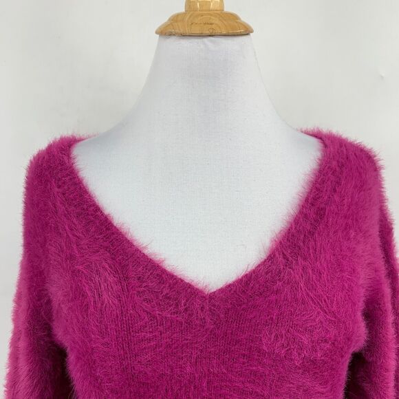 Volcom Sweater Womens S Small Cerise Fuzzy Clued 2 You V Neck Cropped Pullover - Picture 3 of 13